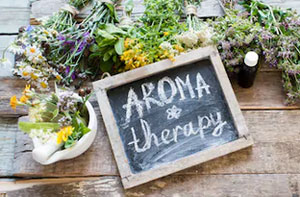 Aromatherapy Poynton (SK12)